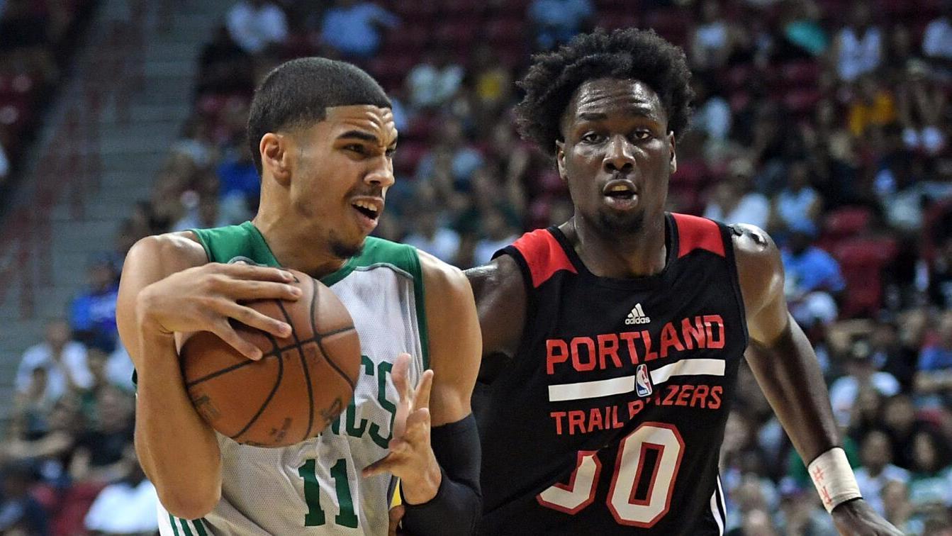 队报盛赞托万：现在他不仅是技术领袖，还是更衣室领袖（队报赞托万：他已是球队技术与更衣室双重领袖）