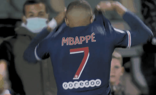 莫雷托：罗马正与曼奇尼谈续约，预计续到2030或2031年