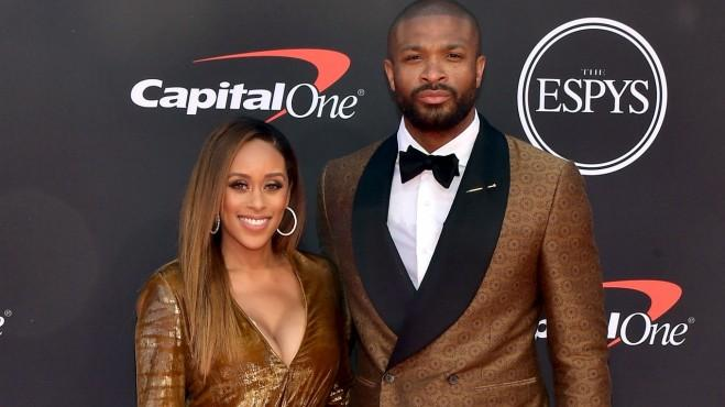 战三镇替补出场，依木兰完成山东泰山一线队首秀（依木兰对阵三镇替补登场，完成山东泰山一线队处子秀）