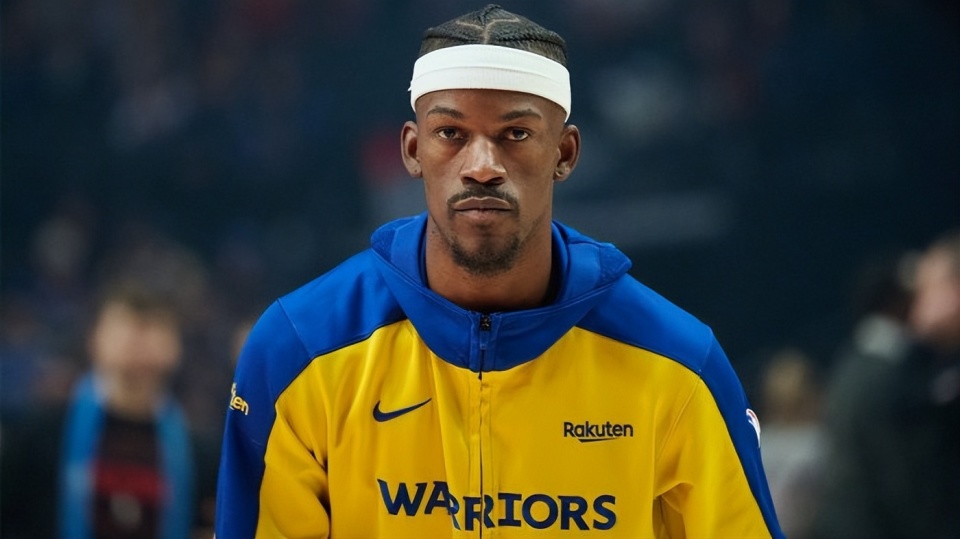 跟队：国米正在关注铃木彩艳、维卡里奥等多位门将（队记：国米考察铃木彩艳、维卡里奥等多名门将）