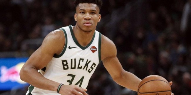 因排名垫底多名球员家人遭死亡威胁，佛罗伦萨官方表示谴责（球队垫底致多名球员家属遭死亡威胁，佛罗伦萨俱乐部发声谴责）