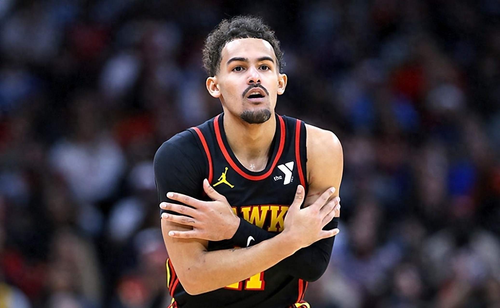 西甲榜首之争再次白热化（西甲榜首争夺战再度升温）